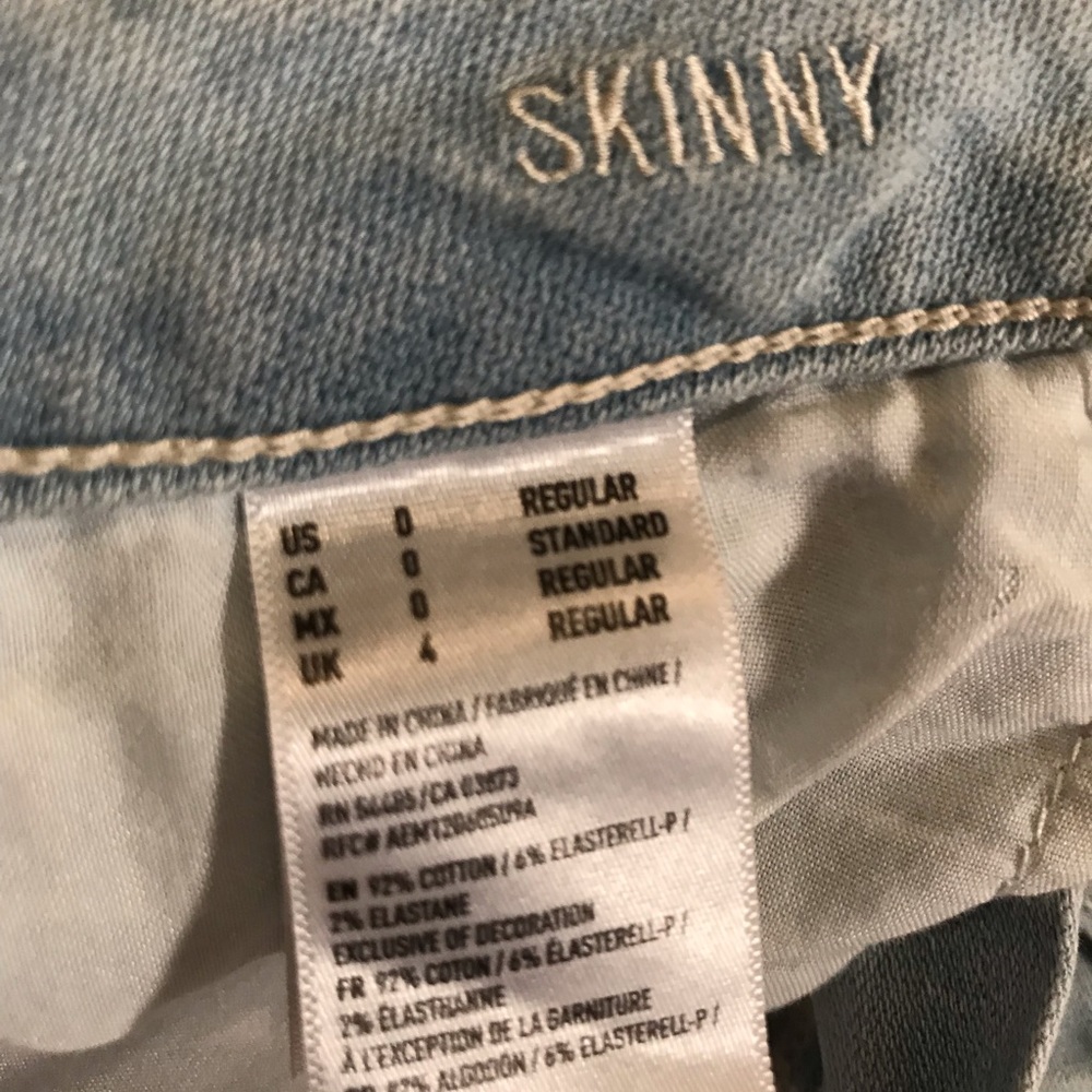 AEO Skinny Ripped Jeans!🌟 - Picture 7 of 7